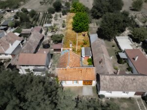 NA PREDAJ RODINNÝ DOM S POZEMKOM O VÝMERE 1003m2 — foto 4
