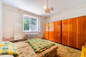 NA PREDAJ RODINNÝ DOM S POZEMKOM O VÝMERE 1003m2 — foto 9