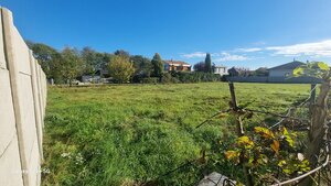 Priestranný Slnečný Stavebný pozemok len na skok od BA Zálesie — foto 2