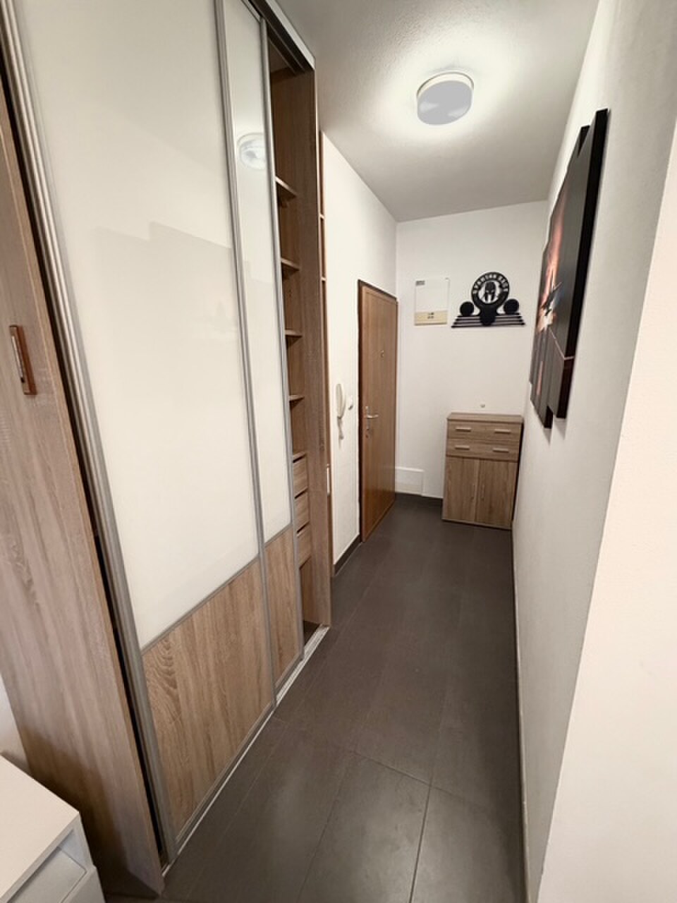 Na Prenájom útulný 1 izbový byt v Slovenskom Grobe 550,- Eur — foto 5