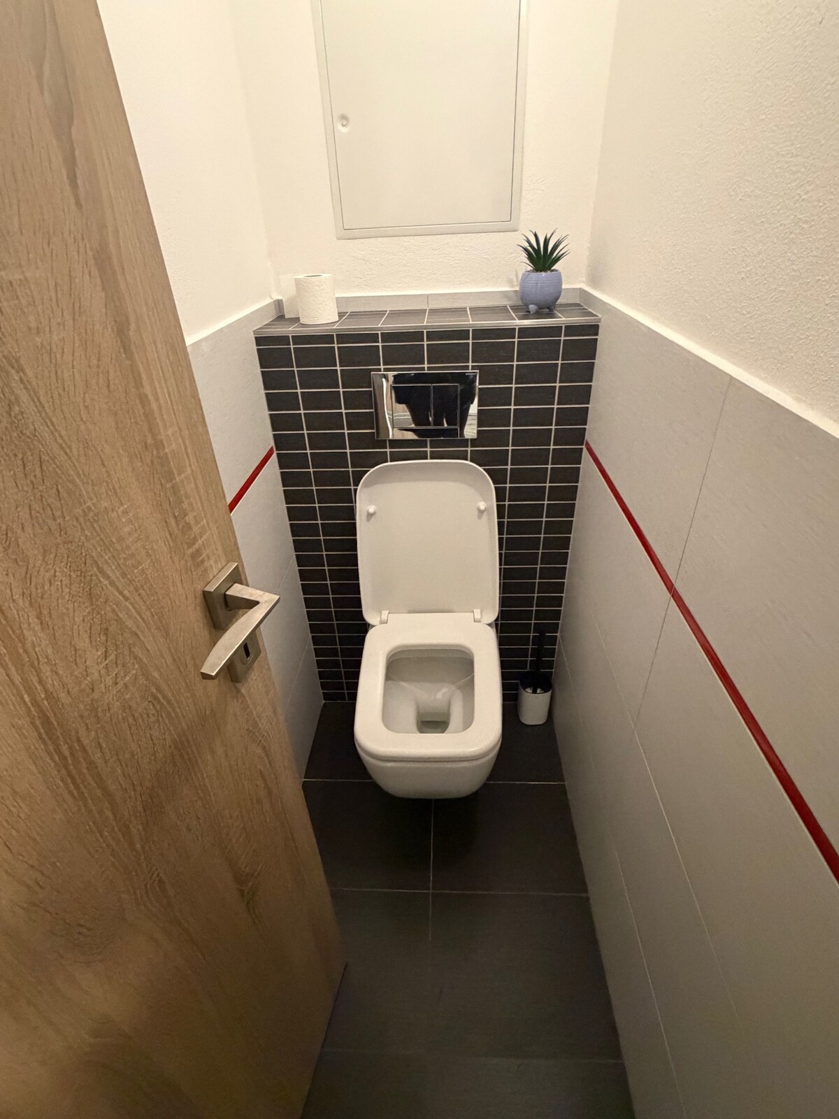 Na Prenájom útulný 1 izbový byt v Slovenskom Grobe 550,- Eur — foto 9