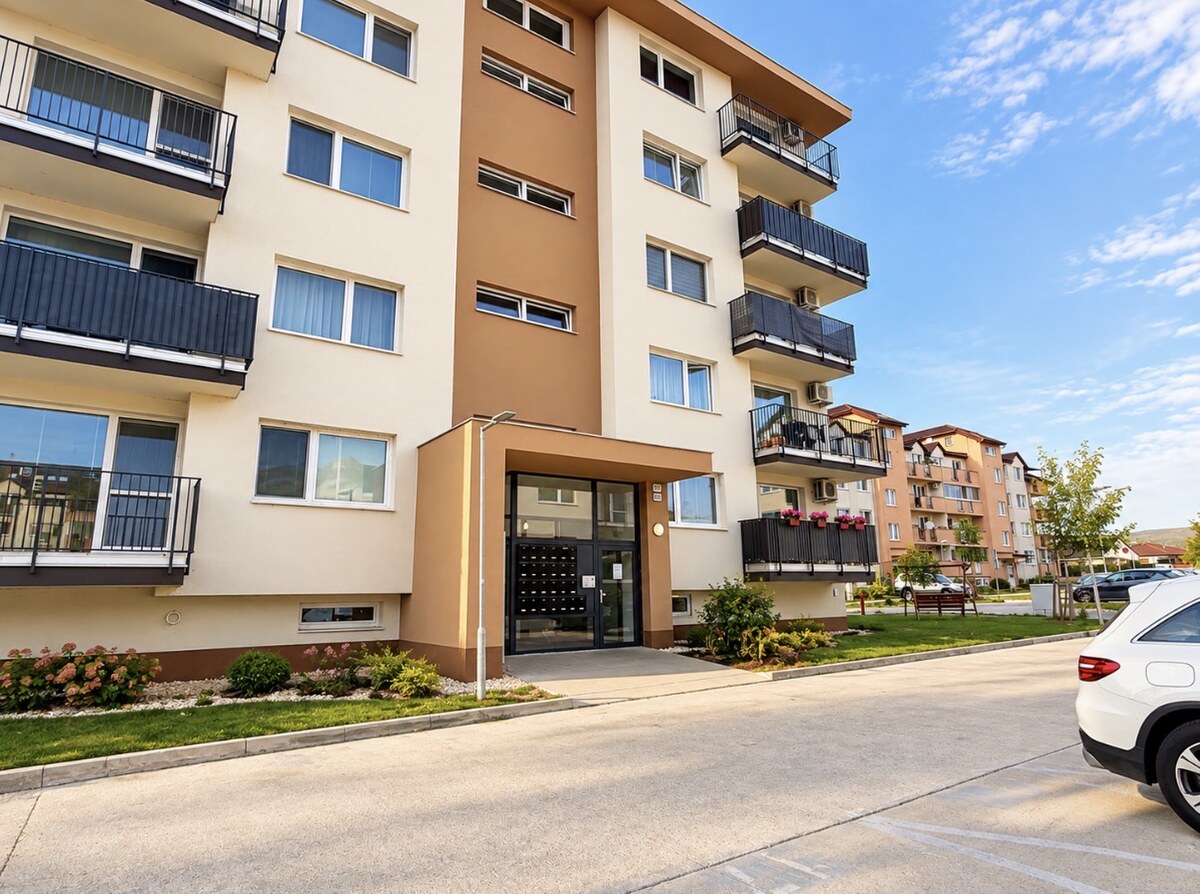 Moderný nový 2 izbový byt Dona Sandtnera s parkingom 690,- Eur — foto 15