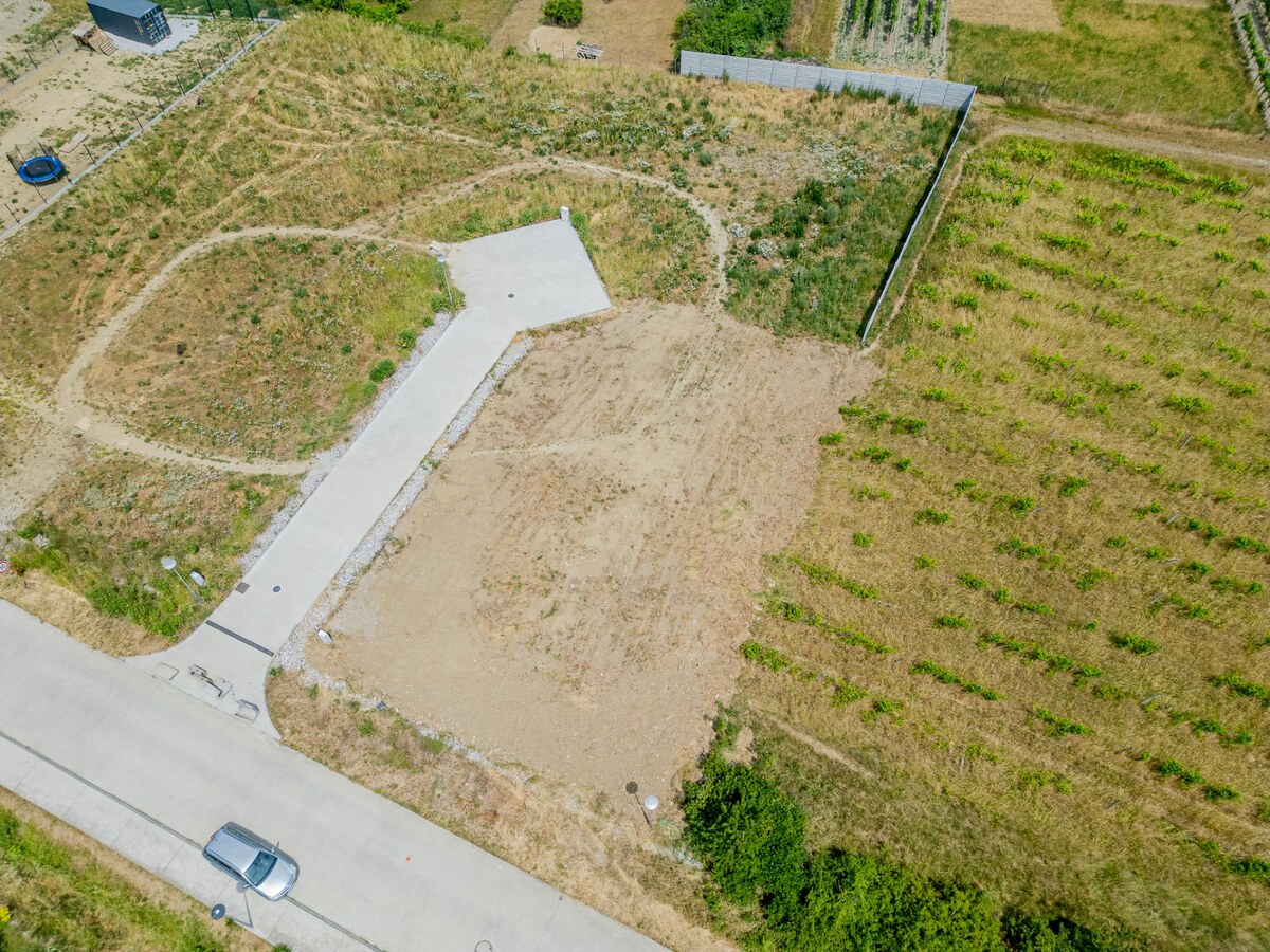 PREDAJ SP VO VINOSADOCH - 640 m2 — foto 7
