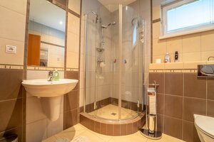 ,,,EXKLUZÍVNE,,,PREDAJ PRIESTRANNÉHO 5 IZB.RD V PEZINKU / LIMBACH — foto 9