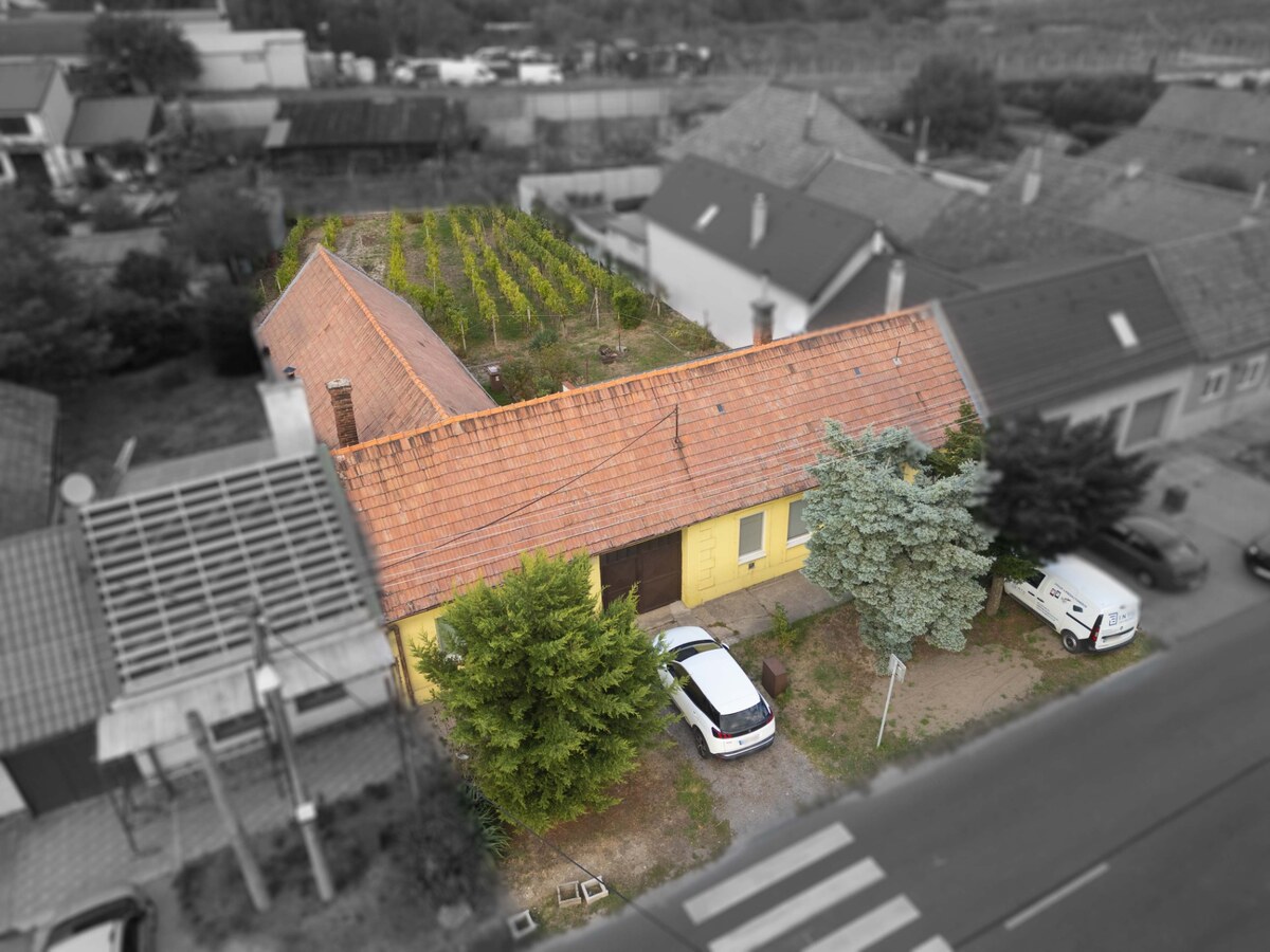 PREDAJ 4IZB. RD S PRIESTRANNÝM POZEMKOM  V MODRE KRÁĹOVEJ — foto 4