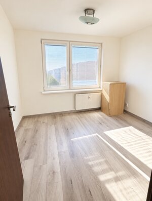 Na predaj priestranný 3 izbový byt po rekonštrukcii 73,84m2 — foto 11