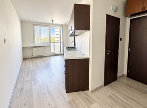 Na predaj priestranný 3 izbový byt po rekonštrukcii 73,84m2 — foto 2