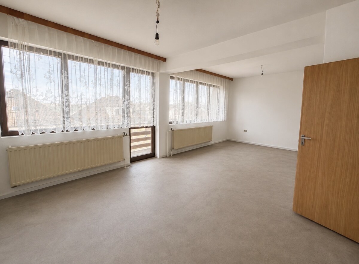 Priestranný 5izbový RD v Dolných Orešanoch 733m2 — foto 17