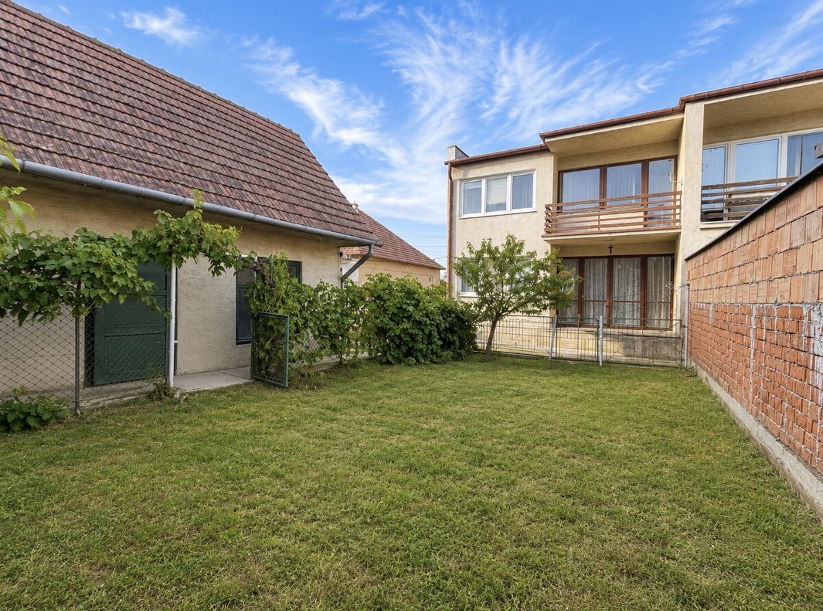 Priestranný 5izbový RD v Dolných Orešanoch 733m2 — foto 4