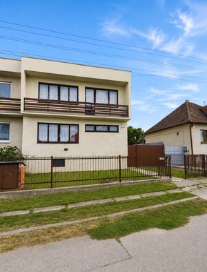 Priestranný 5izbový RD v Dolných Orešanoch 733m2 — foto 1