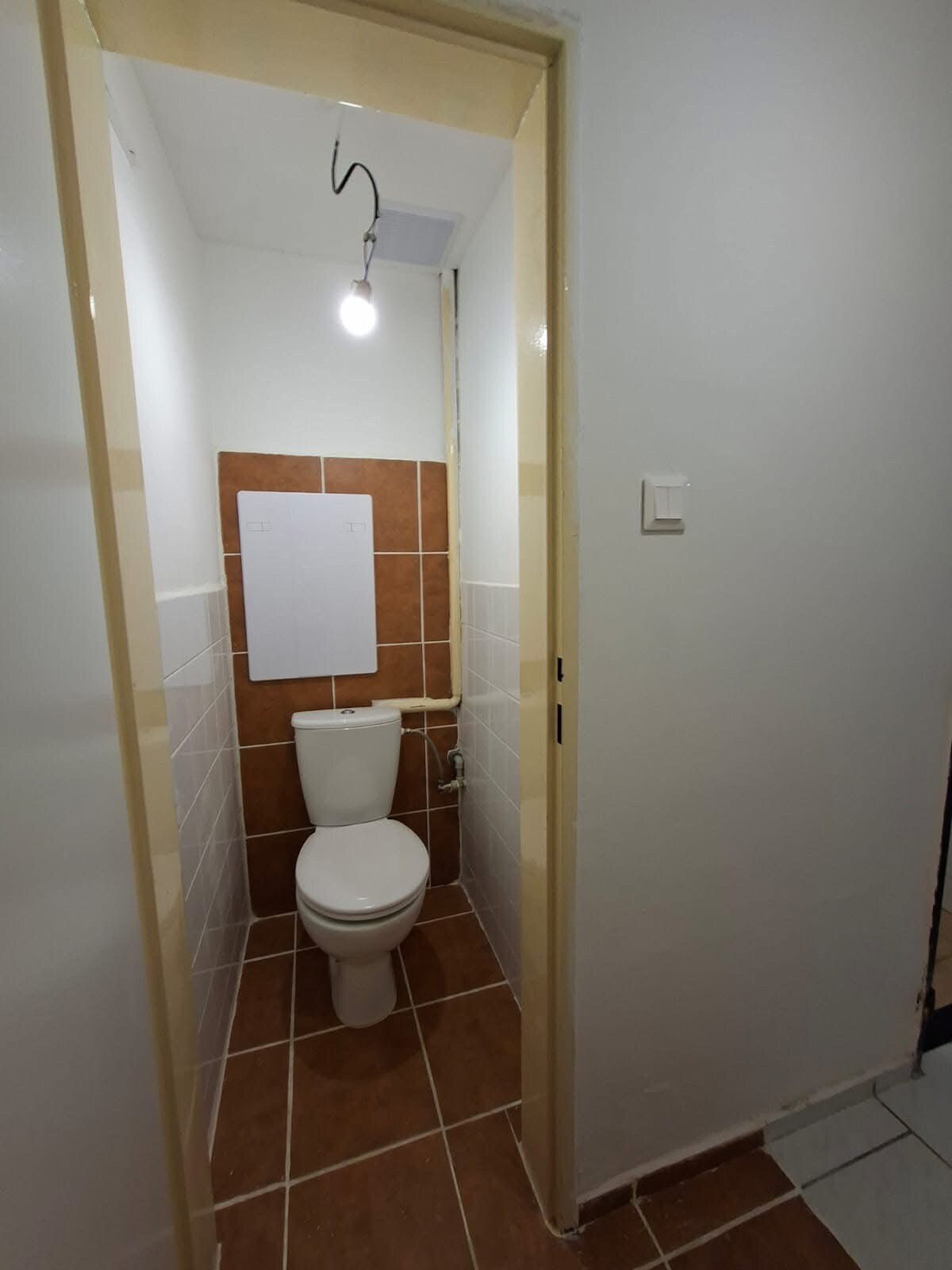 TEHLOVÝ 2 IZBOVÝ BYT PRIAMO V CENTRE — foto 11