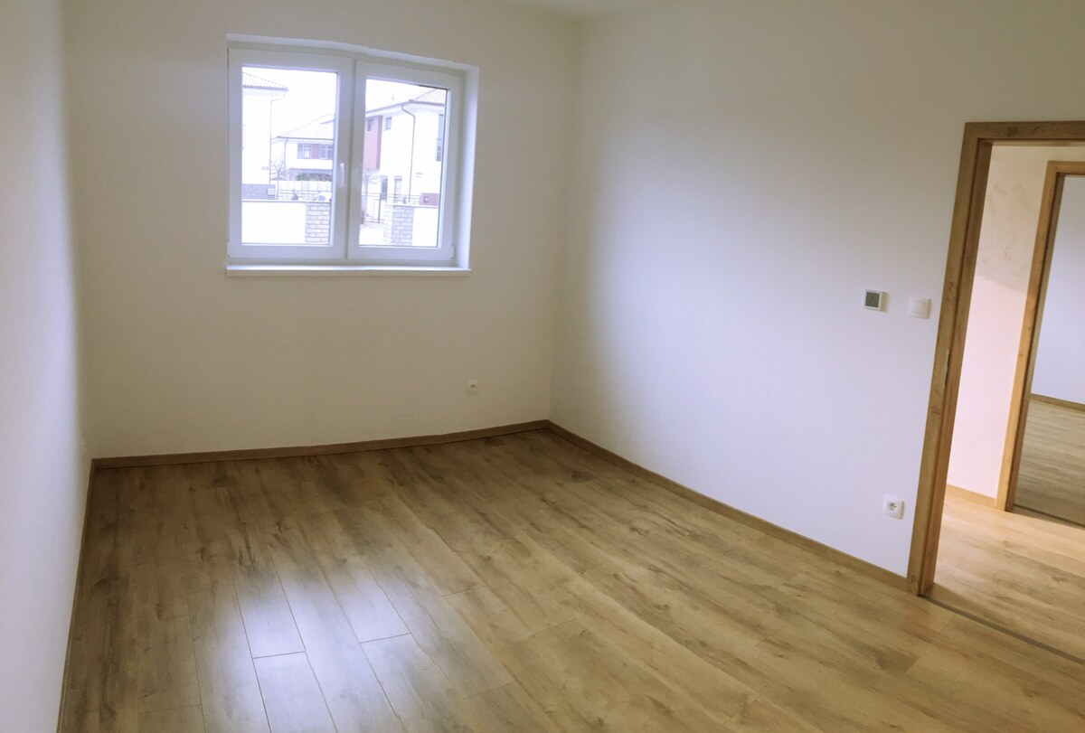 POSLEDNÉ BYTY! 3 izbový byt Veľké Úľany Ekoosada+2x parkovanie — foto 7