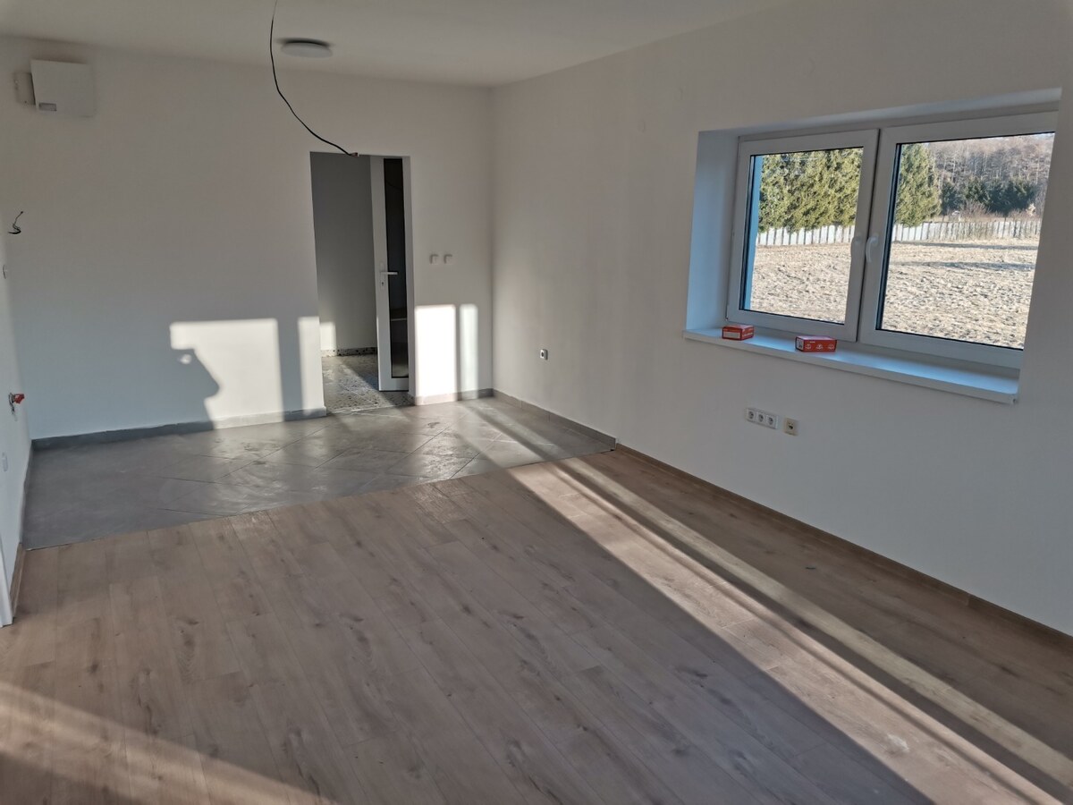 Investičná polyfunkčná budova v centre na predaj, Turčianske Teplice — foto 4