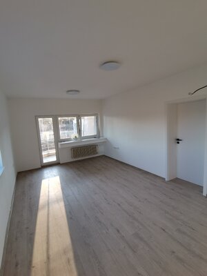 Investičná polyfunkčná budova v centre na predaj, Turčianske Teplice — foto 5