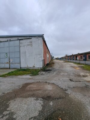 Prenajmeme skladový priestor, Levická ul., Vráble, okr. Nitra — foto 3