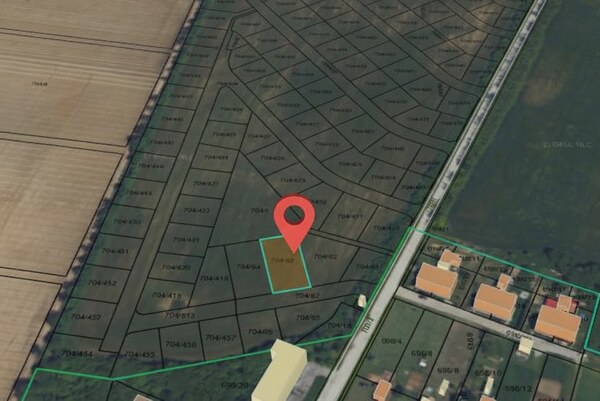Investičný pozemok v obci Alekšince - Lahne, 790 m2, okr. Nitra
