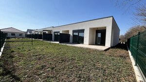 4-izbový rodinný dom s terasou, záhradkou v obci Klasov+ 2x parkovanie — foto 17