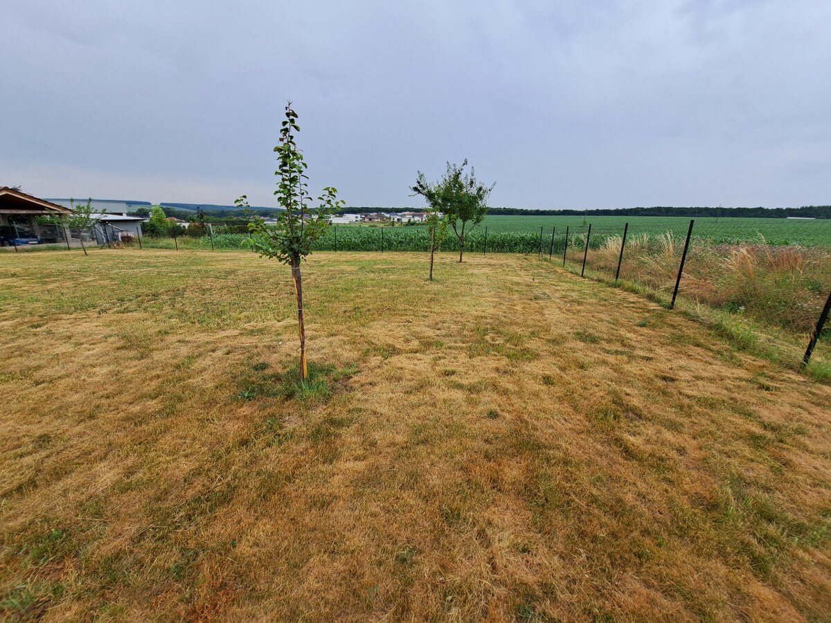 Predáme investičný pozemok, 633 m2, Nitra - Párovské Háje — foto 2