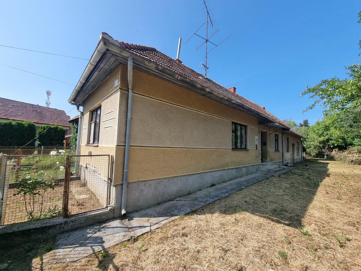 Predáme vidiecky rodinný dom v obci Nová Ves nad Žitavou — foto 2
