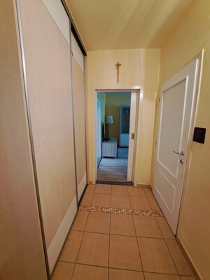 Predáme 3-izb. zrekonštruovaný byt, 67 m2, Sídl. Lúky, Vráble, o.Nitra — foto 13