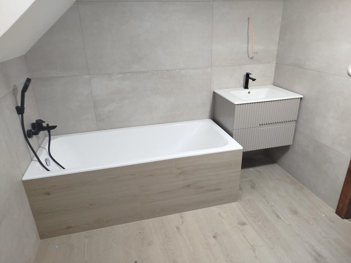 Výnimočná zrubová chata na predaj, Čechy, okr. Nové Zámky — foto 18