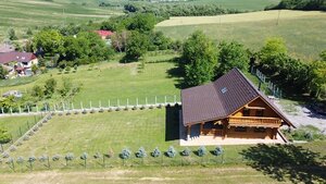 Výnimočná zrubová chata na predaj, Čechy, okr. Nové Zámky — foto 4