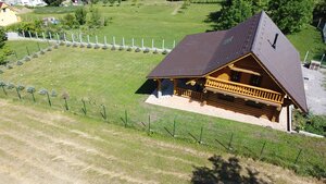 Výnimočná zrubová chata na predaj, Čechy, okr. Nové Zámky — foto 5