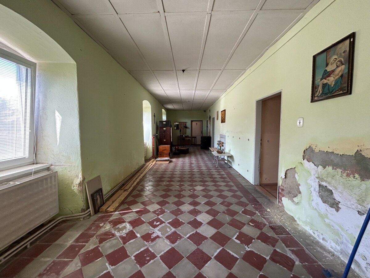 Panský dom s rozsiahlym pozemkom 6345m2 Čifáre centum (okr. NR) — foto 10