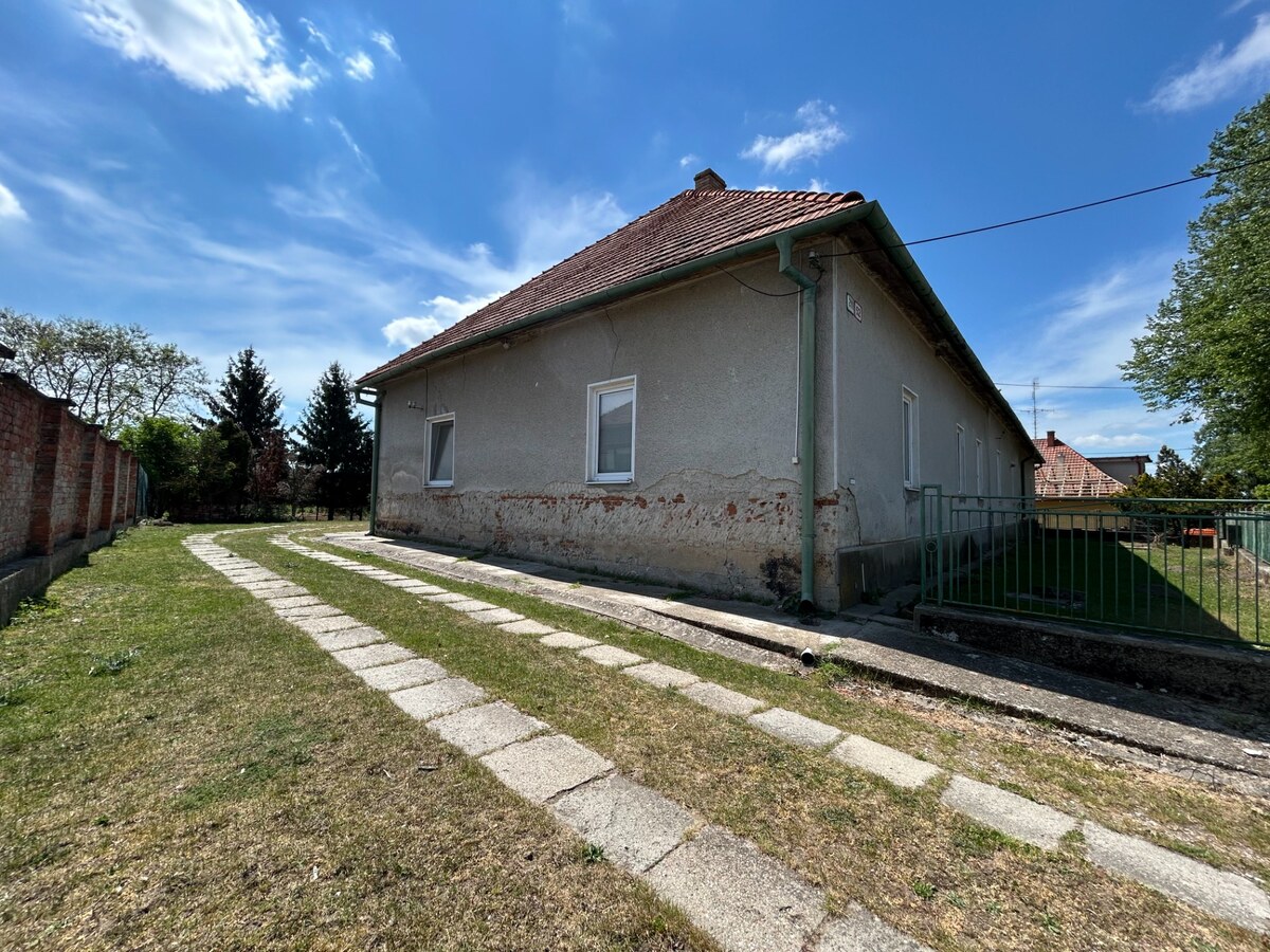Panský dom s rozsiahlym pozemkom 6345m2 Čifáre centum (okr. NR) — foto 14