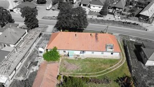 Panský dom s rozsiahlym pozemkom 6345m2 Čifáre centum (okr. NR) — foto 16