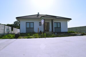 4 izbový rodinný dom na pozemku 600m2 v obci Kráľov Brod, okr. Galanta — foto 1