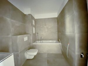 Trojizbový byt s terasou 27,46 m2 v meste Galanta + 2x parkovanie — foto 6
