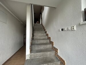 7 izbový rodinný dom s pozemkom 891 m2 v obci Brusno (22km od BB) — foto 13