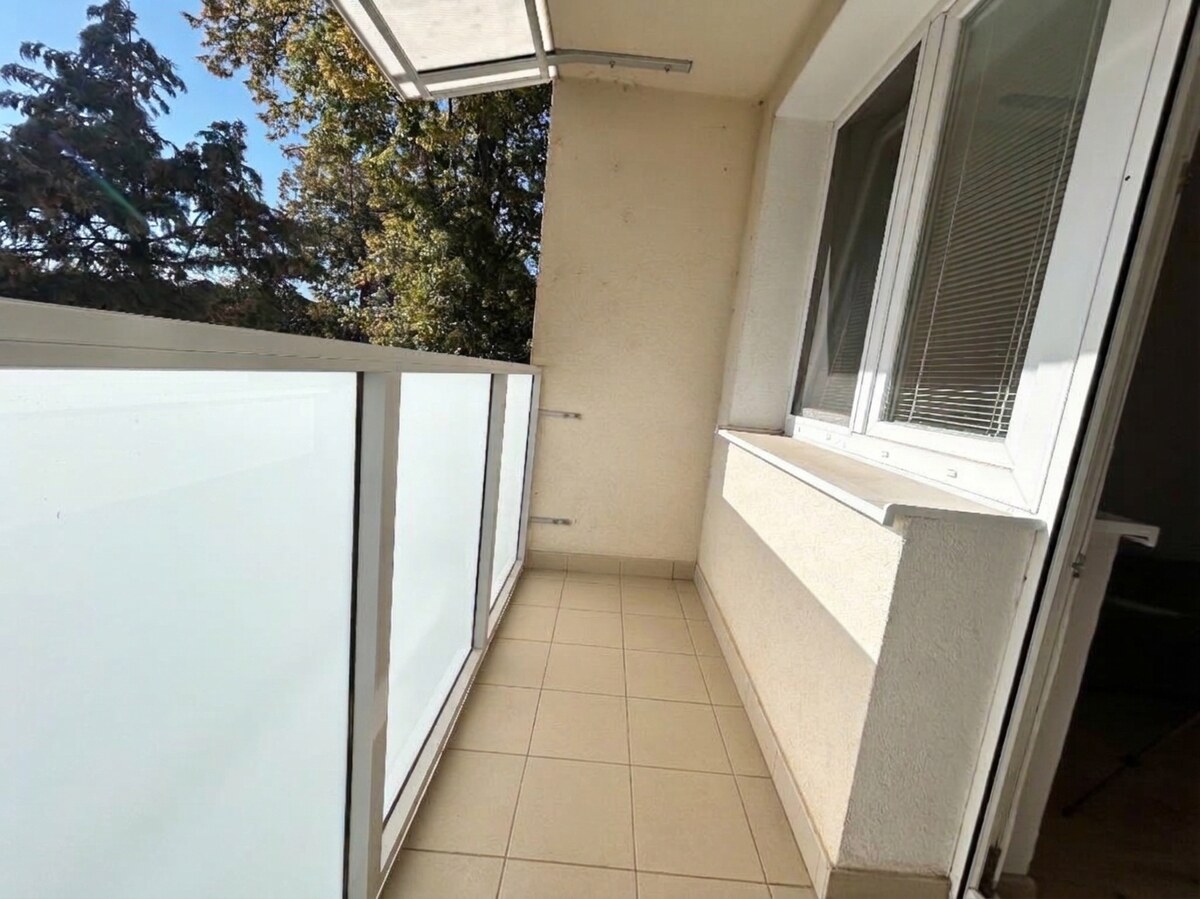 2 izbový byt s balkónom v blízkosti centra Želiezovce - Fučíkova — foto 11