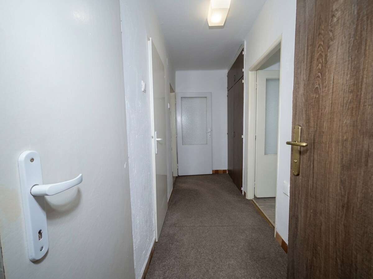2 izbový byt s balkónom v blízkosti centra Želiezovce - Fučíkova — foto 3