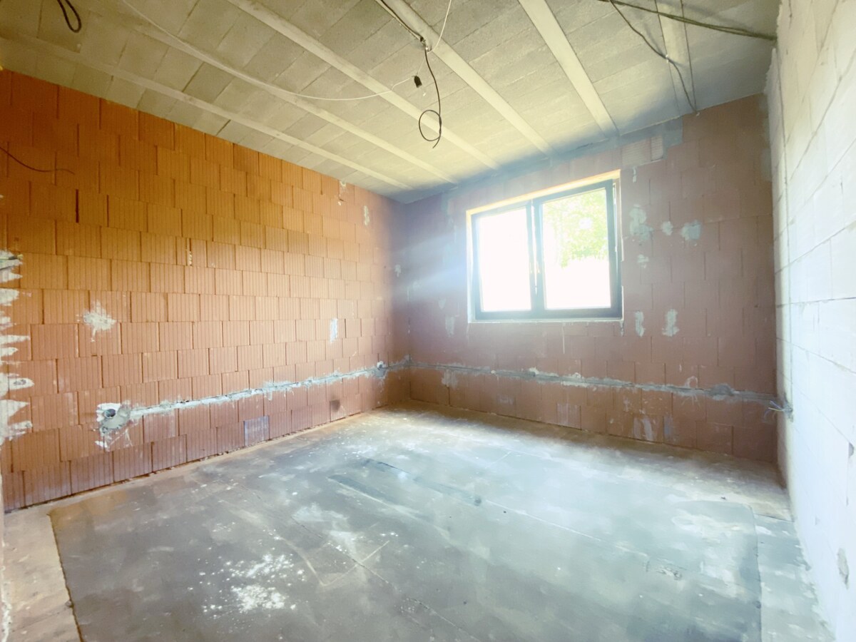 4 izbový bungalov na samote s pozemkom 3532 m2.Kolíňany Baratske majer — foto 10