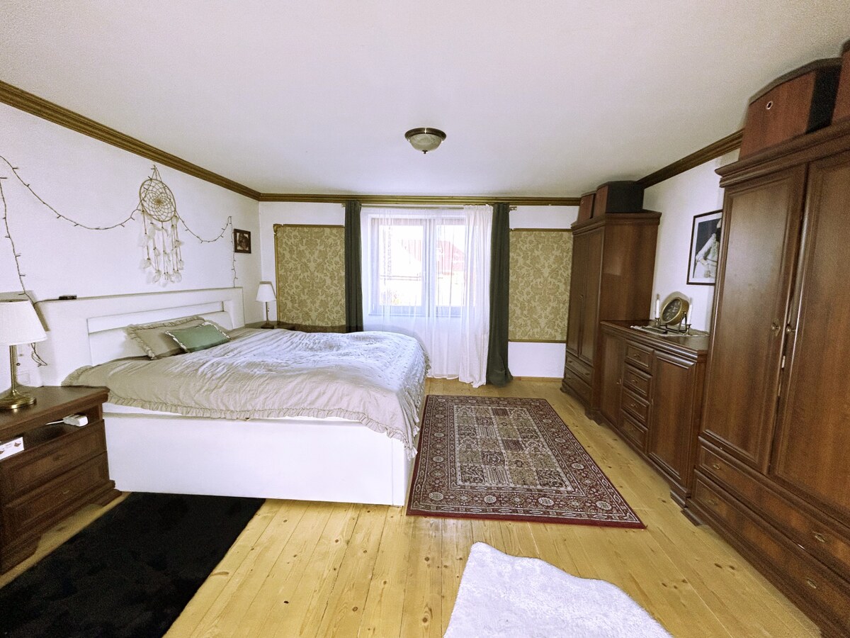Rodinný dom s pozemkom 3501 m2 Komárno -časť Kava — foto 3