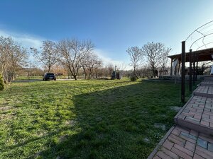 Rodinný dom s pozemkom 3501 m2 Komárno -časť Kava — foto 16