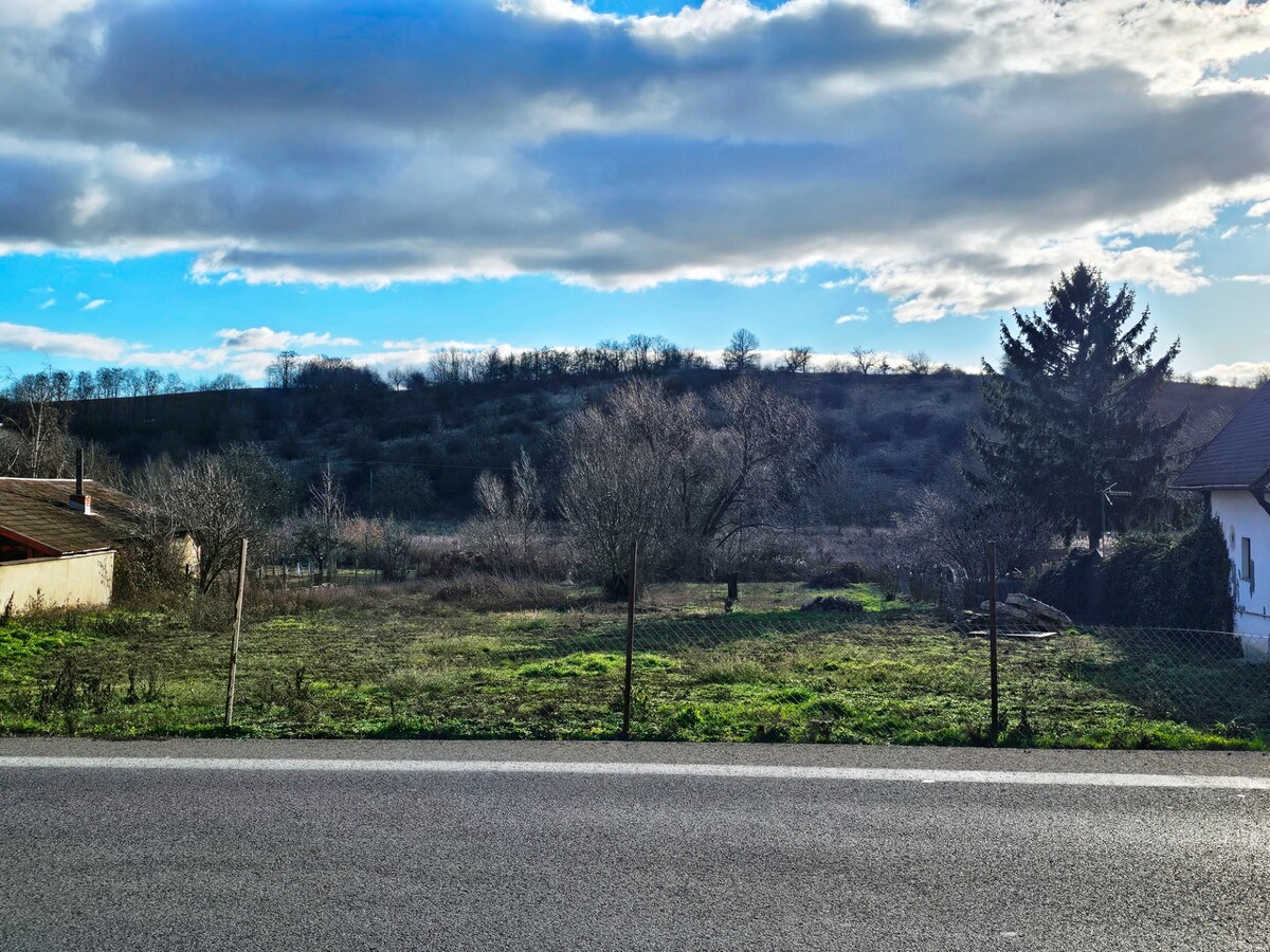 Predáme stavebný pozemok o výmere 1000 m2 v obci Čifáre, okr. Nitra — foto 2