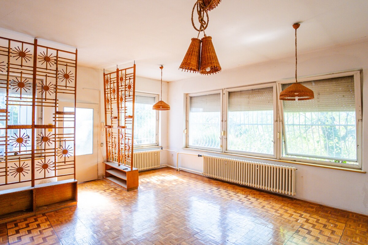Predaj 6 izbový dom s veľkým rožným pozemkom Nitra, Zobor — foto 5