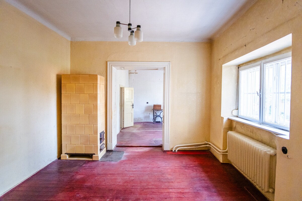 Predaj 6 izbový dom s veľkým rožným pozemkom Nitra, Zobor — foto 6