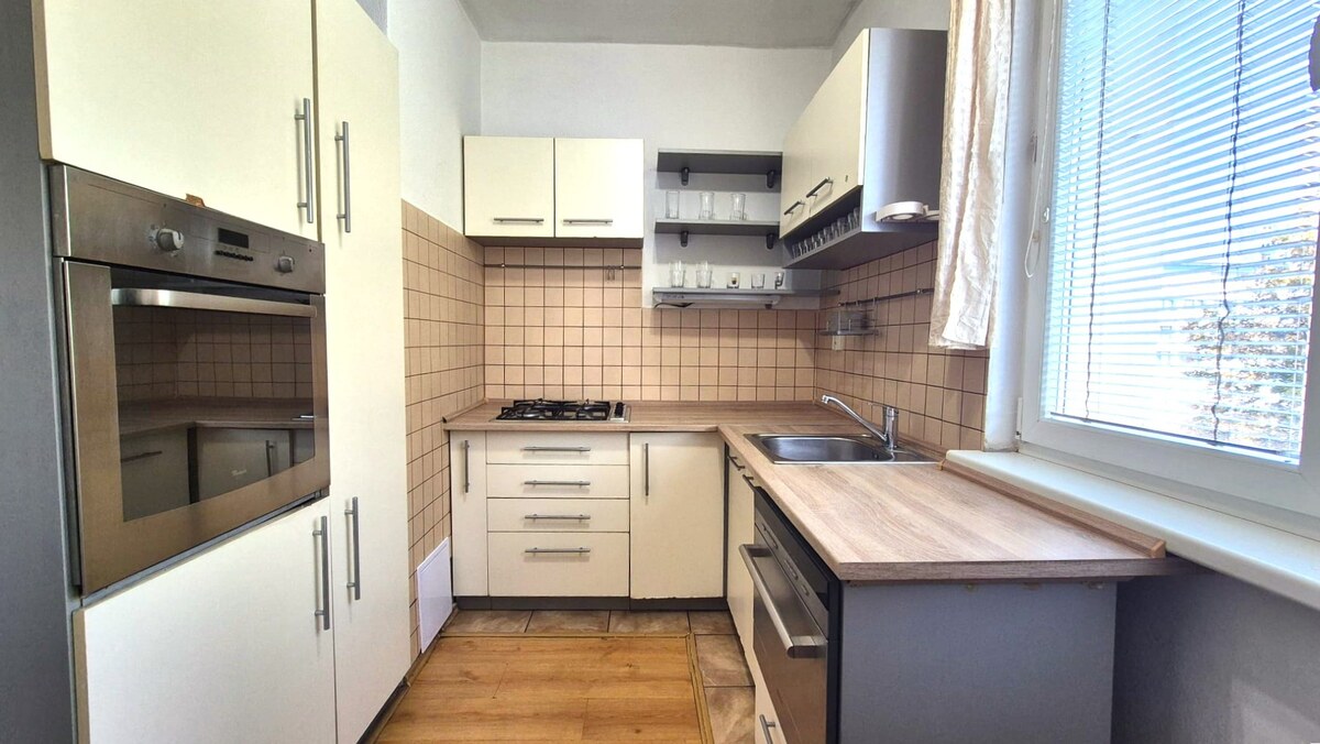 2 izbový byt na jednej z najžiadanejších adries v Nitre, Hollého ul. ! — foto 6