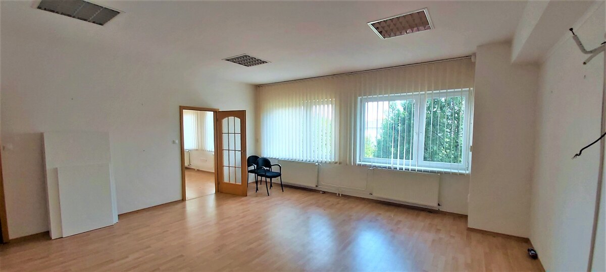 Kancelárske a skladové priestory — foto 14