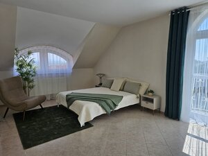 Prenájom  veľký 2 izbový byt s terasou a vlastným parkovaním - Nitra — foto 4