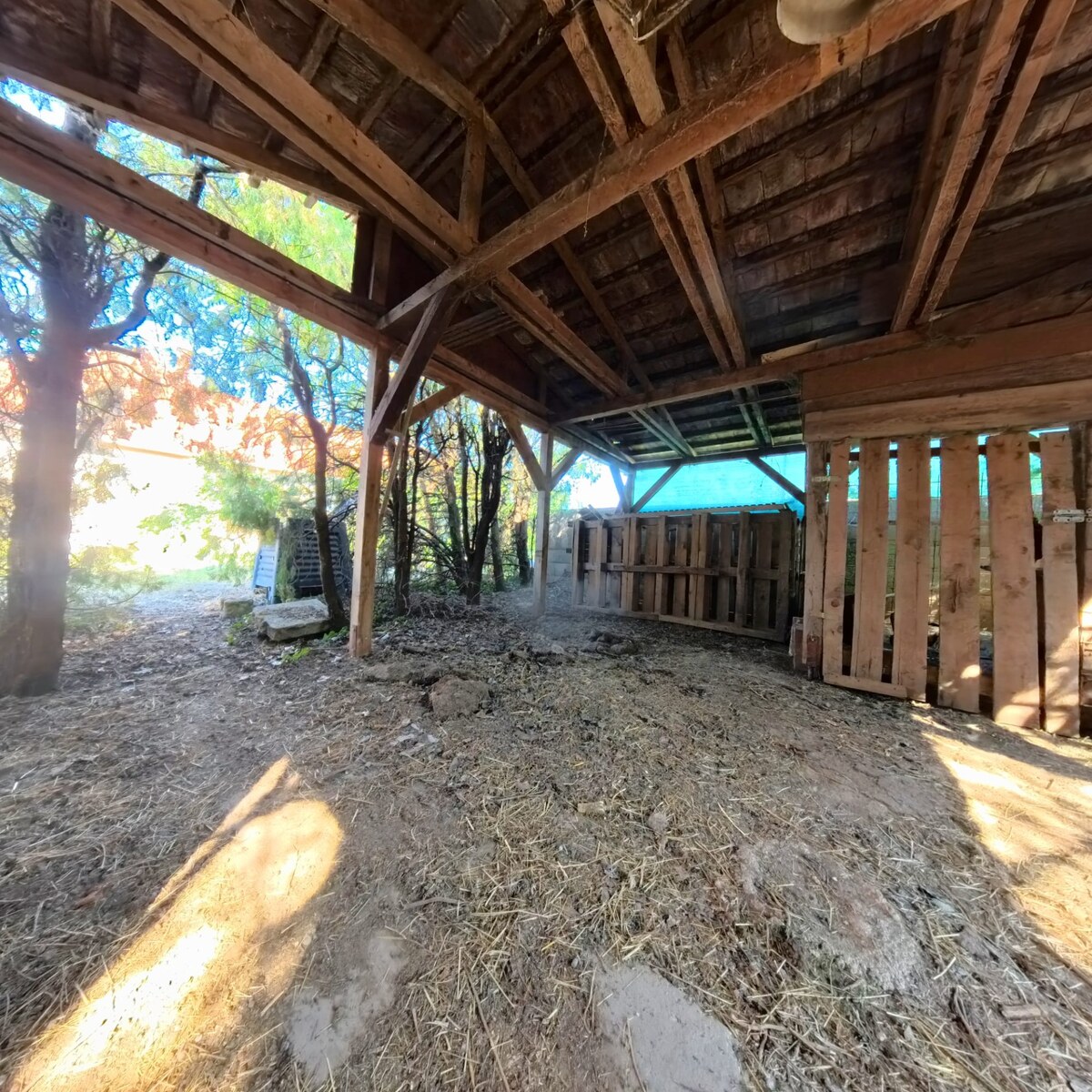 Na predaj dvojdom s pozemkom 954 m2 v Tesárských Mlyňanoch — foto 13