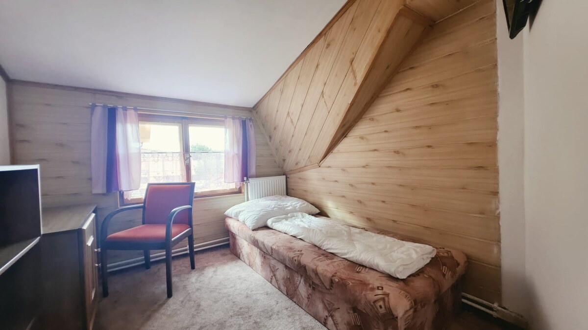 Na predaj zabehnutý Apartmánový dom v Podhájskej s parkovaním — foto 13