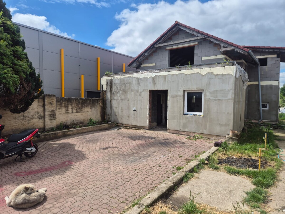 Investícia s obrovským potenciálom: Hrubá stavba vo Veľkom Cetíne !! — foto 2