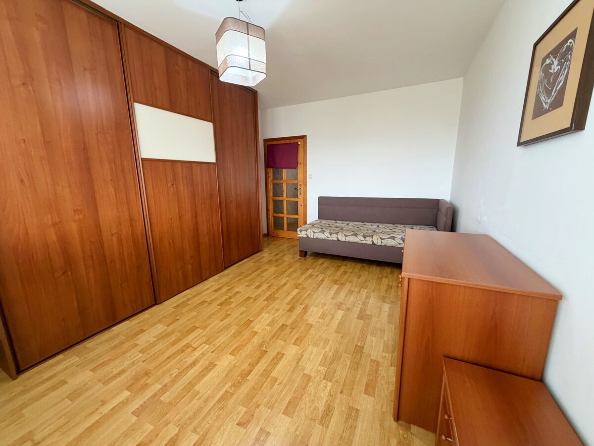 Ponúkam na predaj 4-izbový byt vo výbornej lokalite, Lúky, Vráble, 84m — foto 6