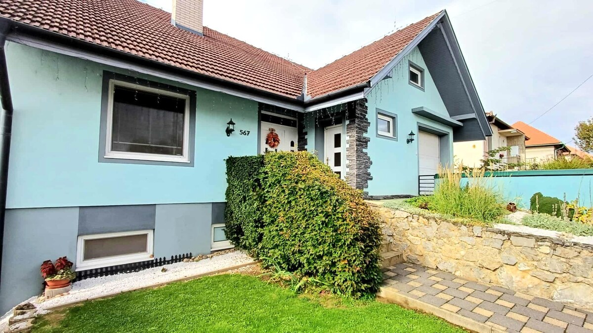 Na predaj veľký RD v krásnom prostredí - Kolíňany — foto 2