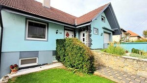 Na predaj veľký RD v krásnom prostredí - Kolíňany — foto 2
